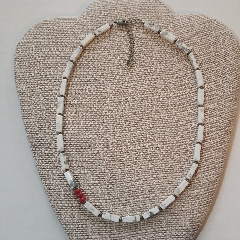 Betsy Pittard Designs BPD White Howlite Beaded Necklace with Red Accent